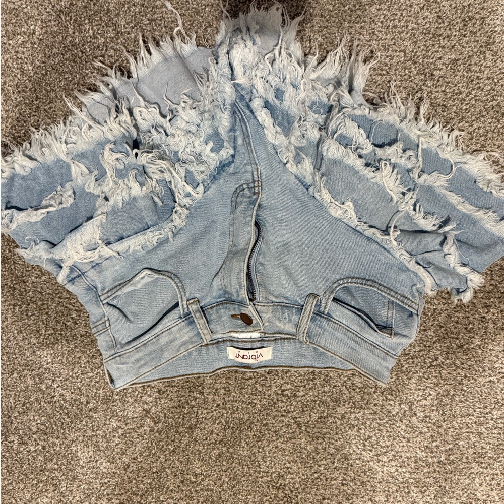 Vigoss Blue Distressed Crop Top